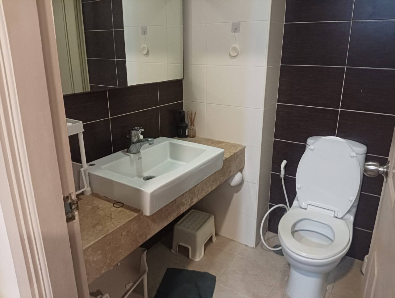 Studio Room For Rent