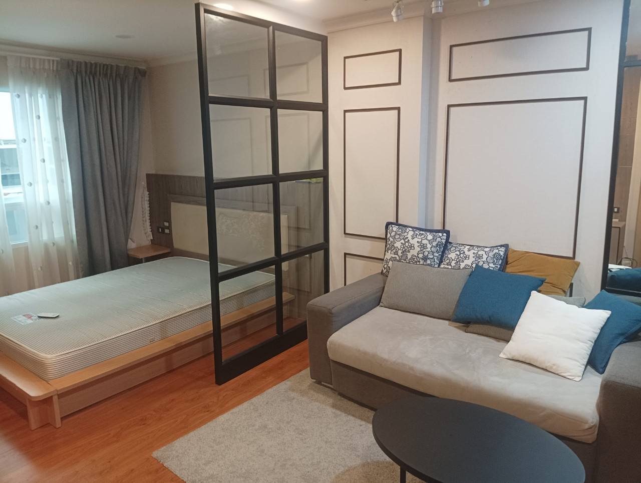 Studio Room For Rent