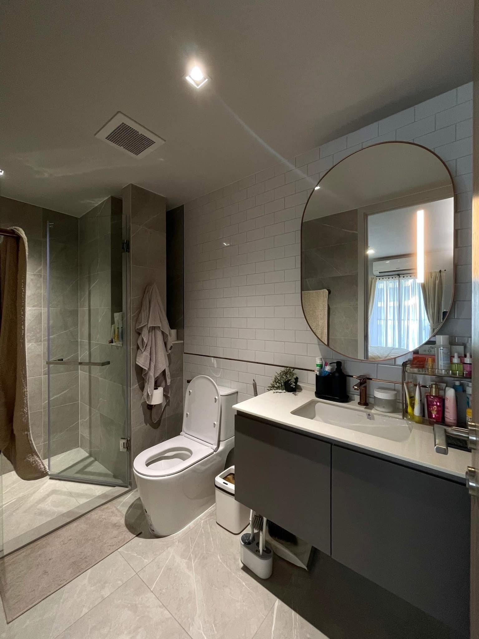 One Bedroom Condo For Rent
