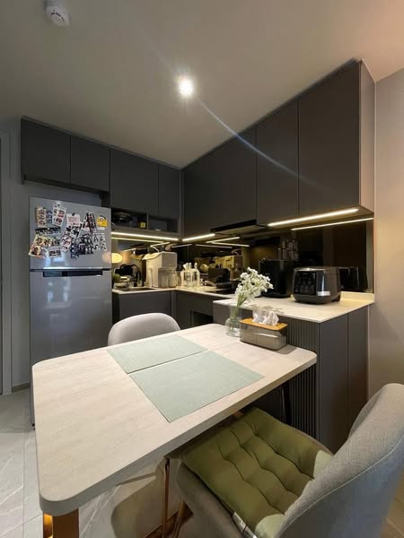 One Bedroom Condo For Rent