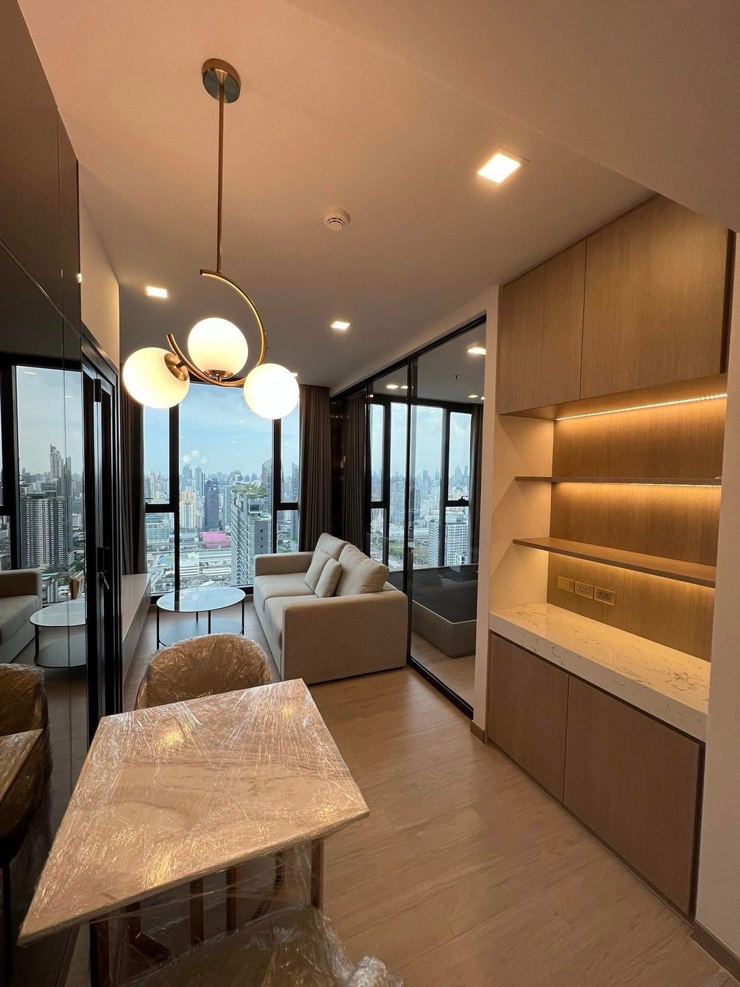 One Bedroom Condo For Rent