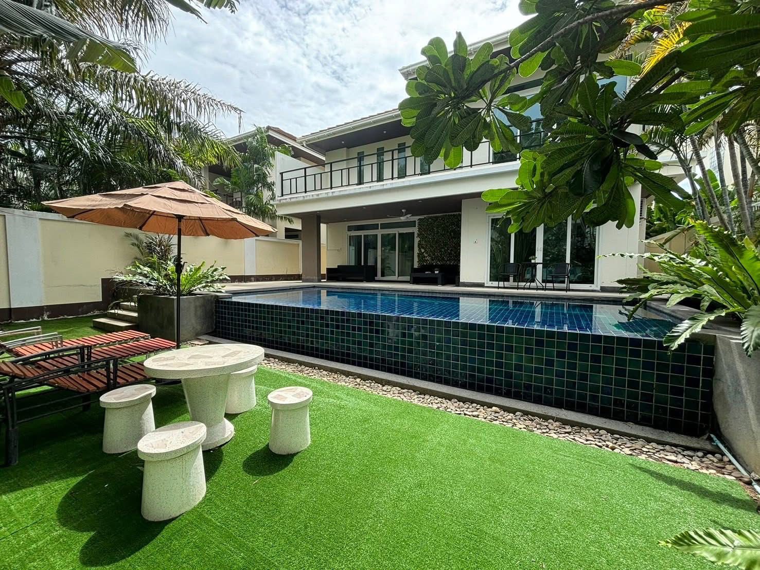 Pool Villa For Sale