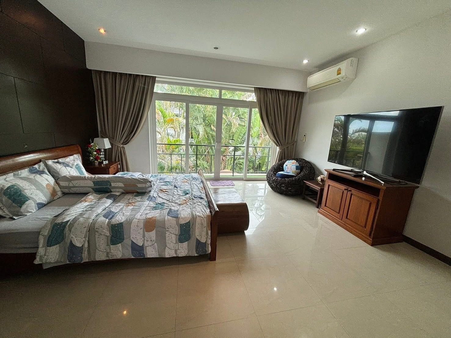 Pool Villa For Sale