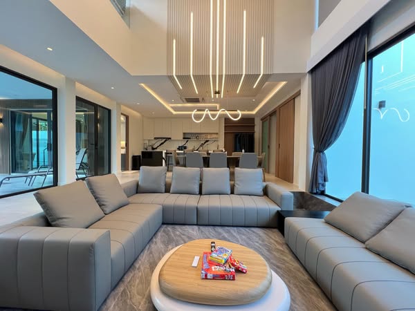 Pool Villa For Sale
