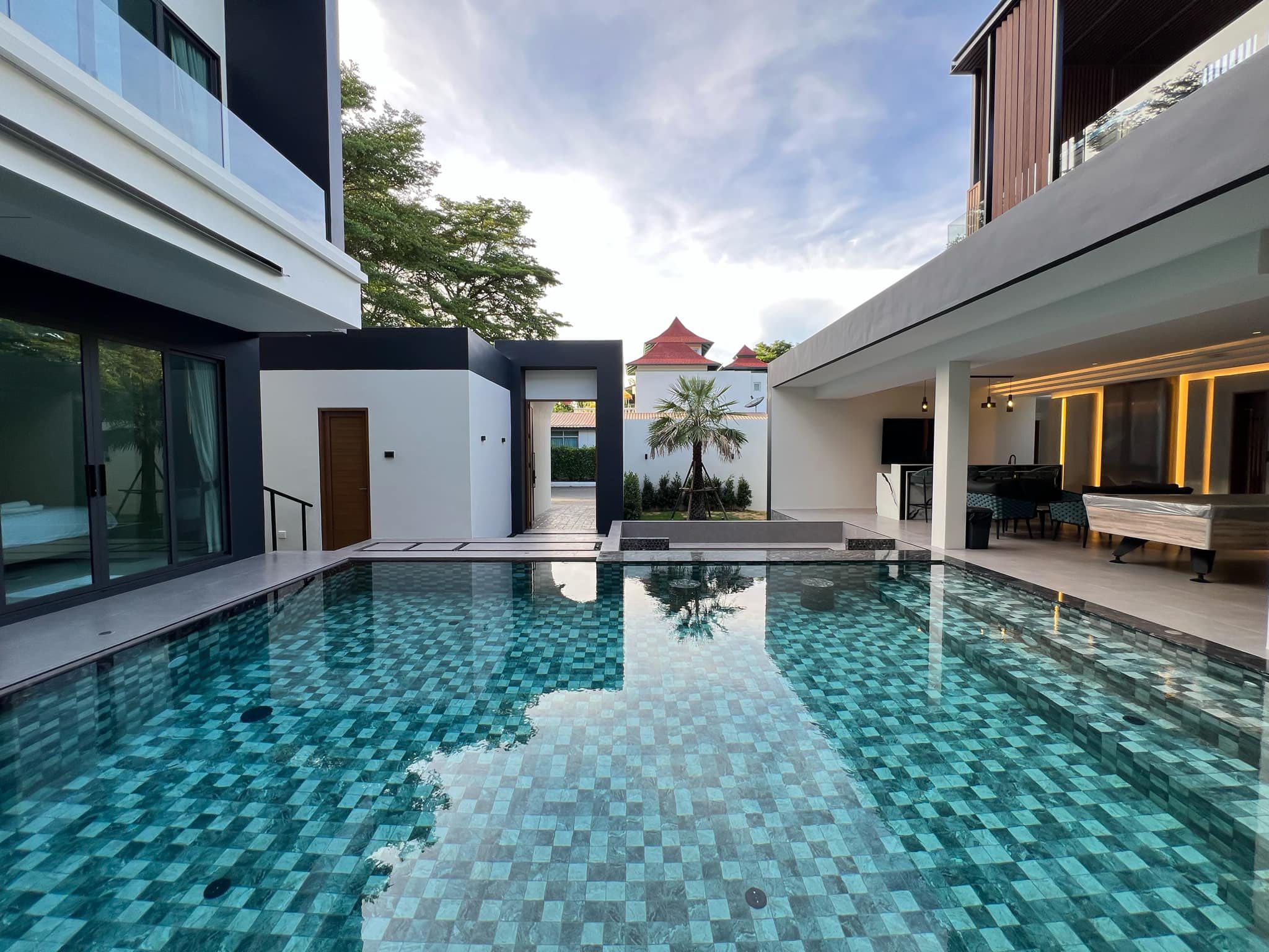 Pool Villa For Sale