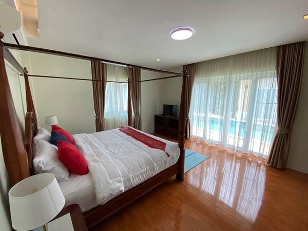 Pool Villa For Rent