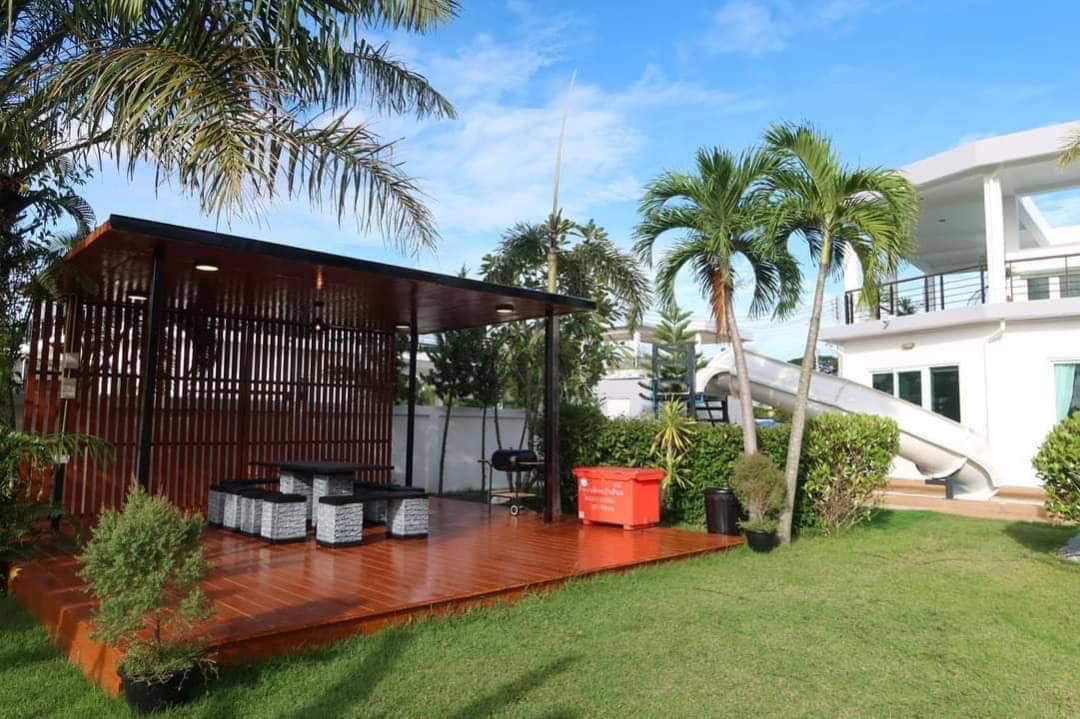 Pool Villa For Rent