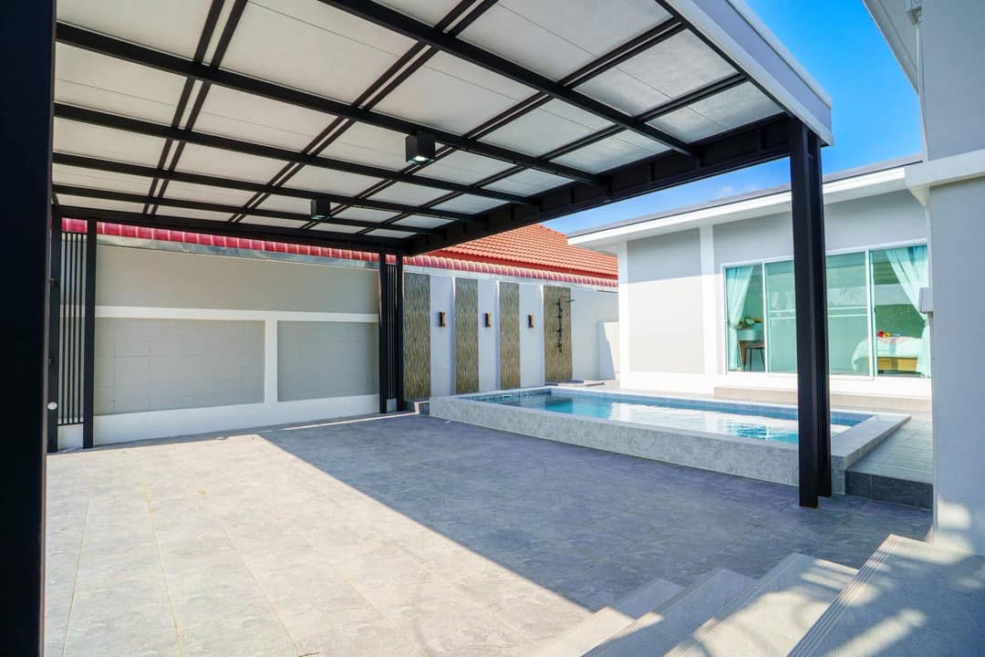 Detached House for Sale