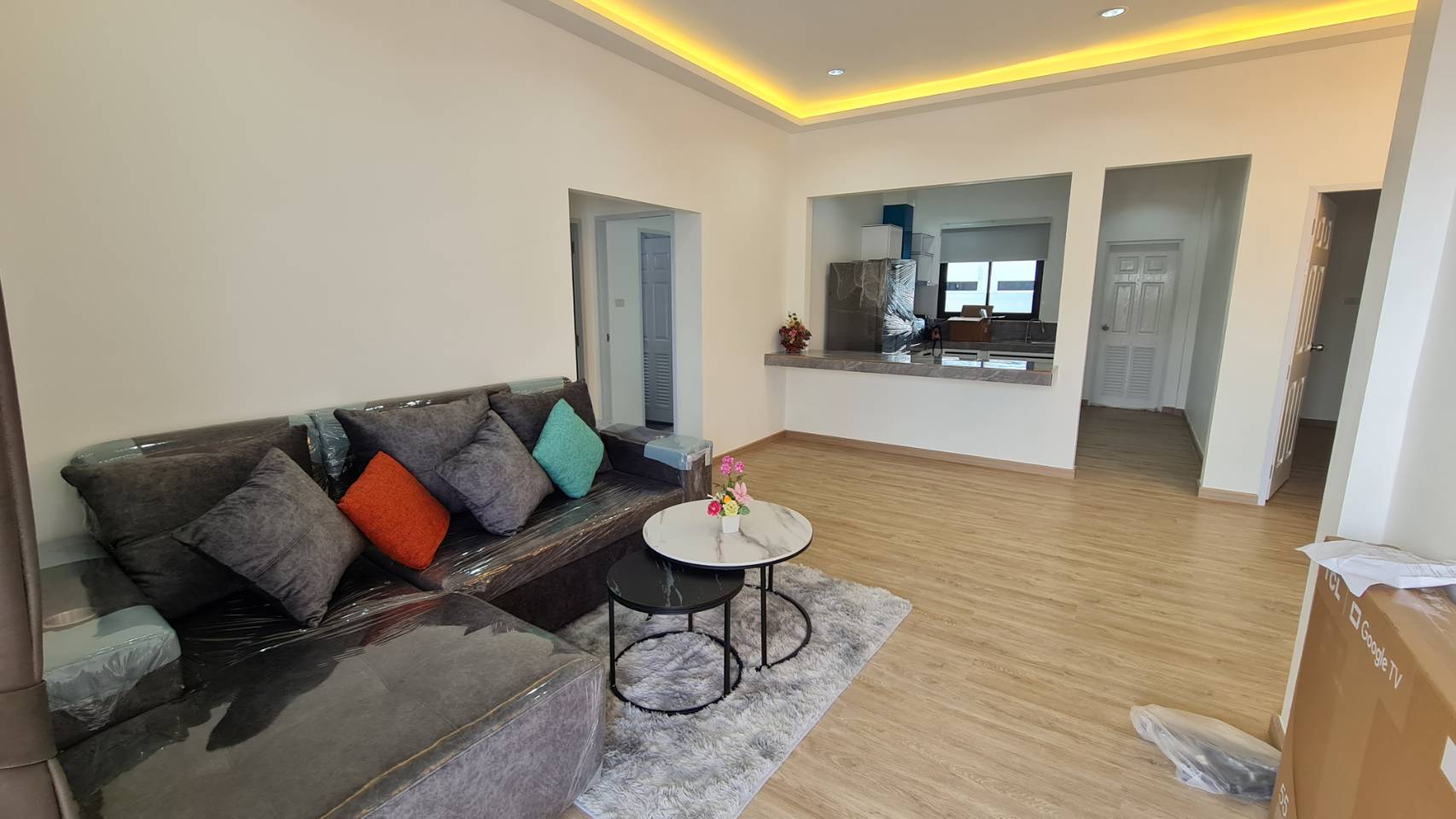 Large Pool Villa For Rent
