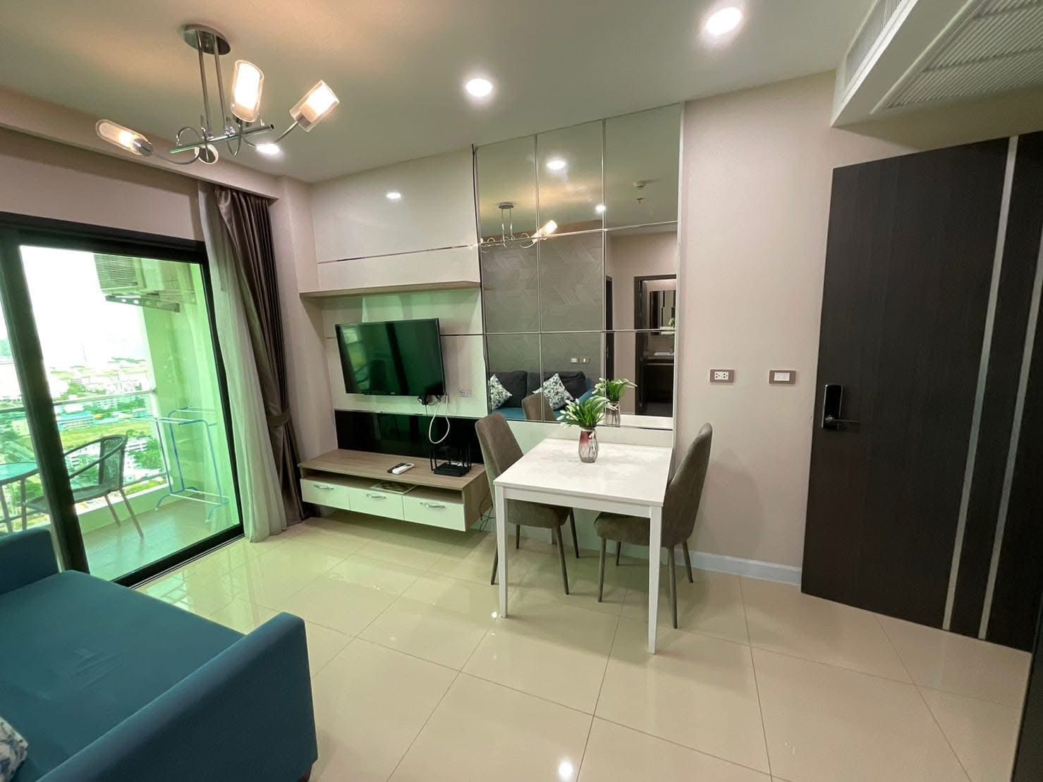 One Bedroom Condo For Rent