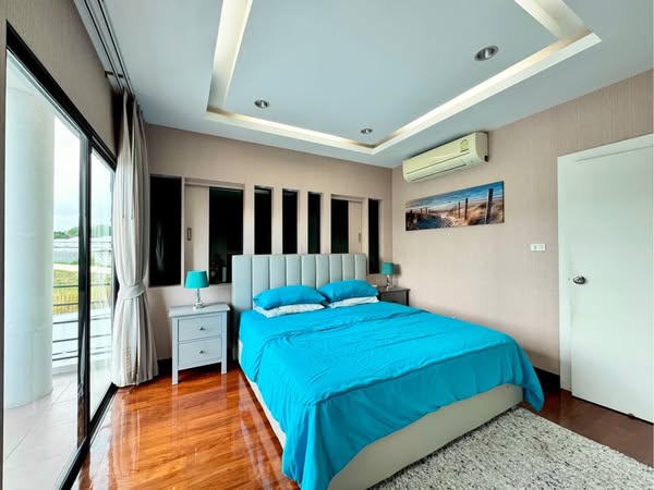 Pool Villa For Sale