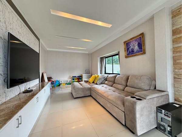 Pool Villa For Sale