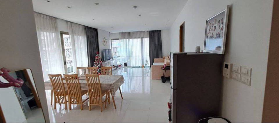Three Bed Room Apartment For Sale