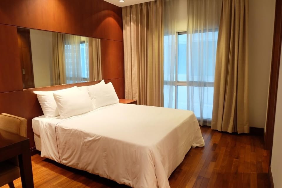 Big Three Bedroom Apartment For Rent