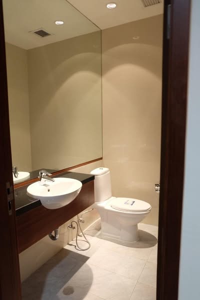 Big Three Bedroom Apartment For Rent