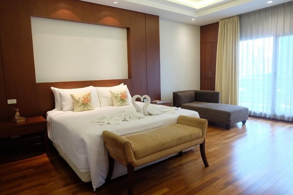 Big Three Bedroom Apartment For Rent
