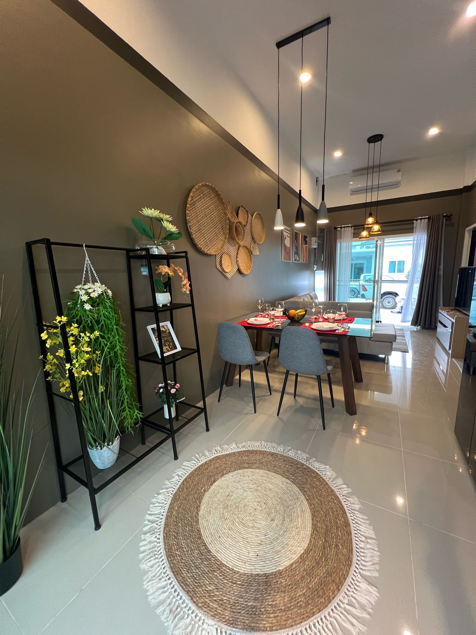 Pool Villa For Rent