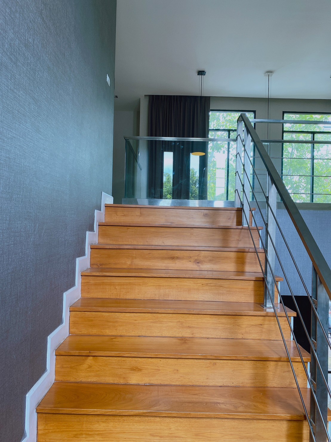 Detached House For Rent