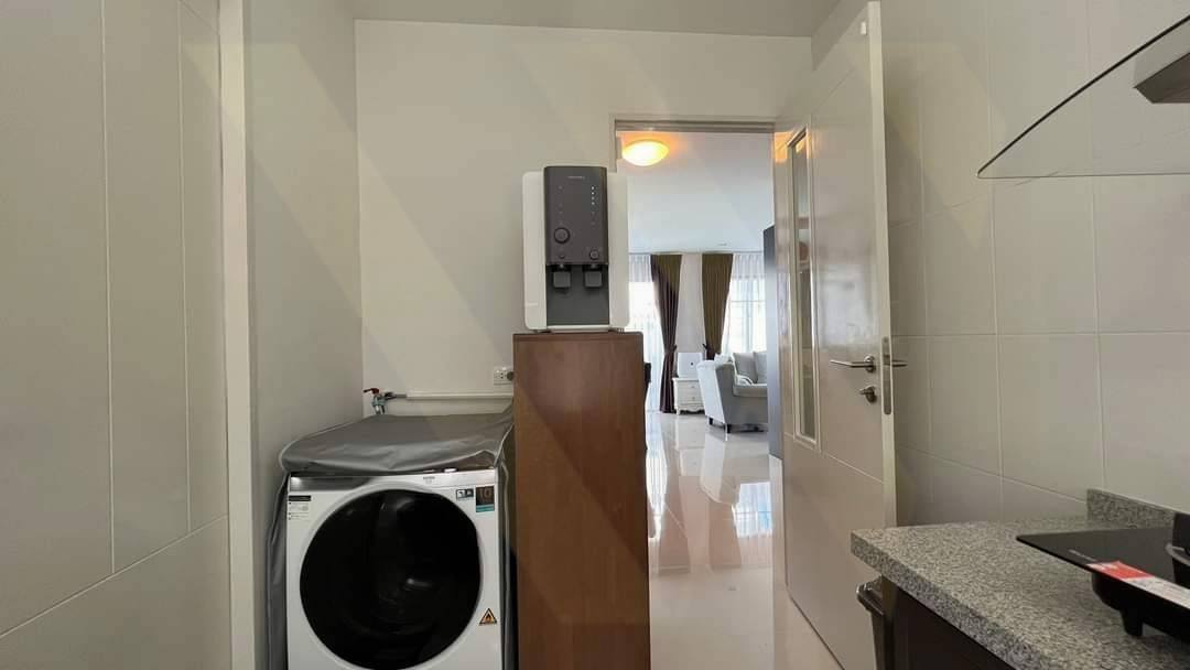 Detached House For Rent