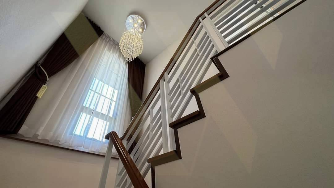 Detached House For Rent