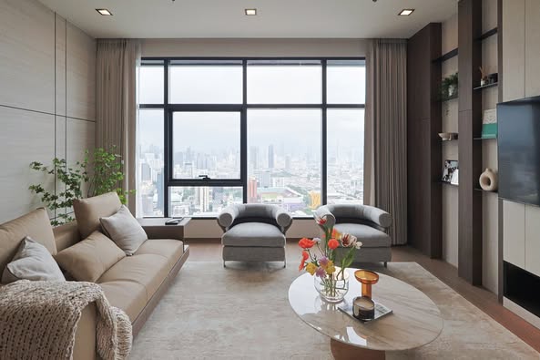 Large Spacious Penthouse For Sale
