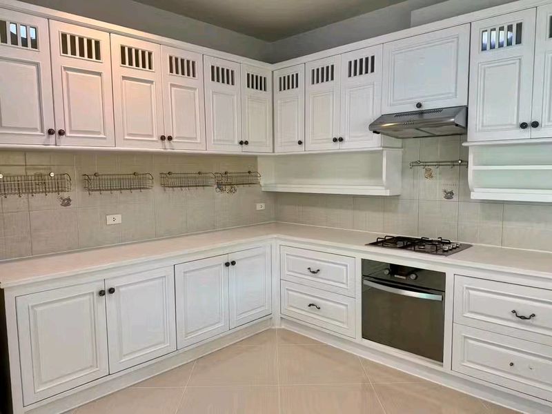 Luxury Pool Villa For Rent
