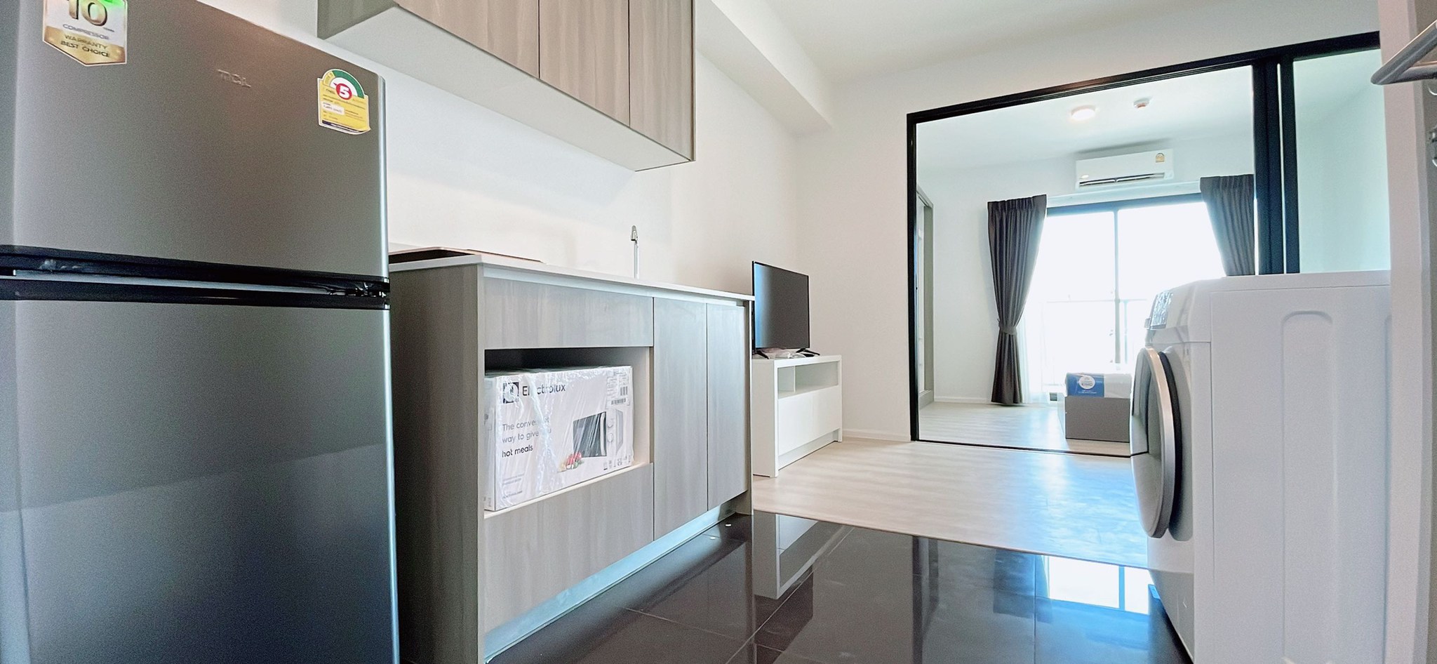 One Bedroom Condo For Rent