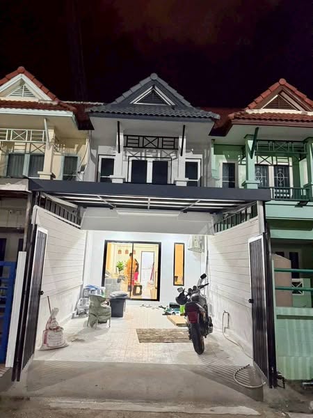 Townhouse for Sale