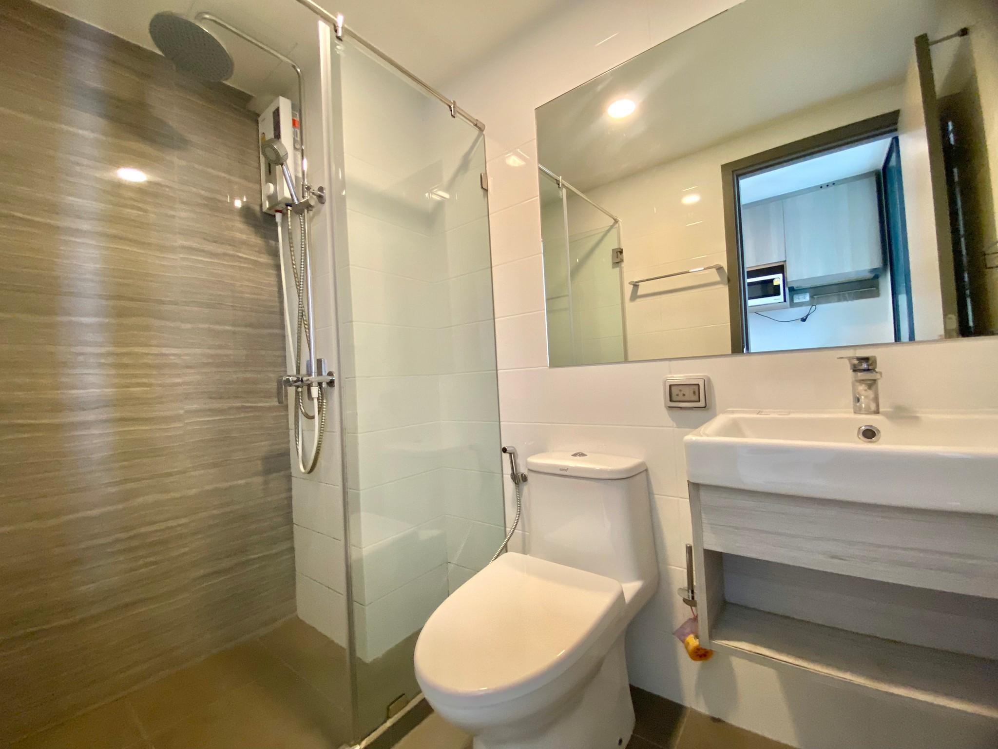 One Bedroom Condo For Rent