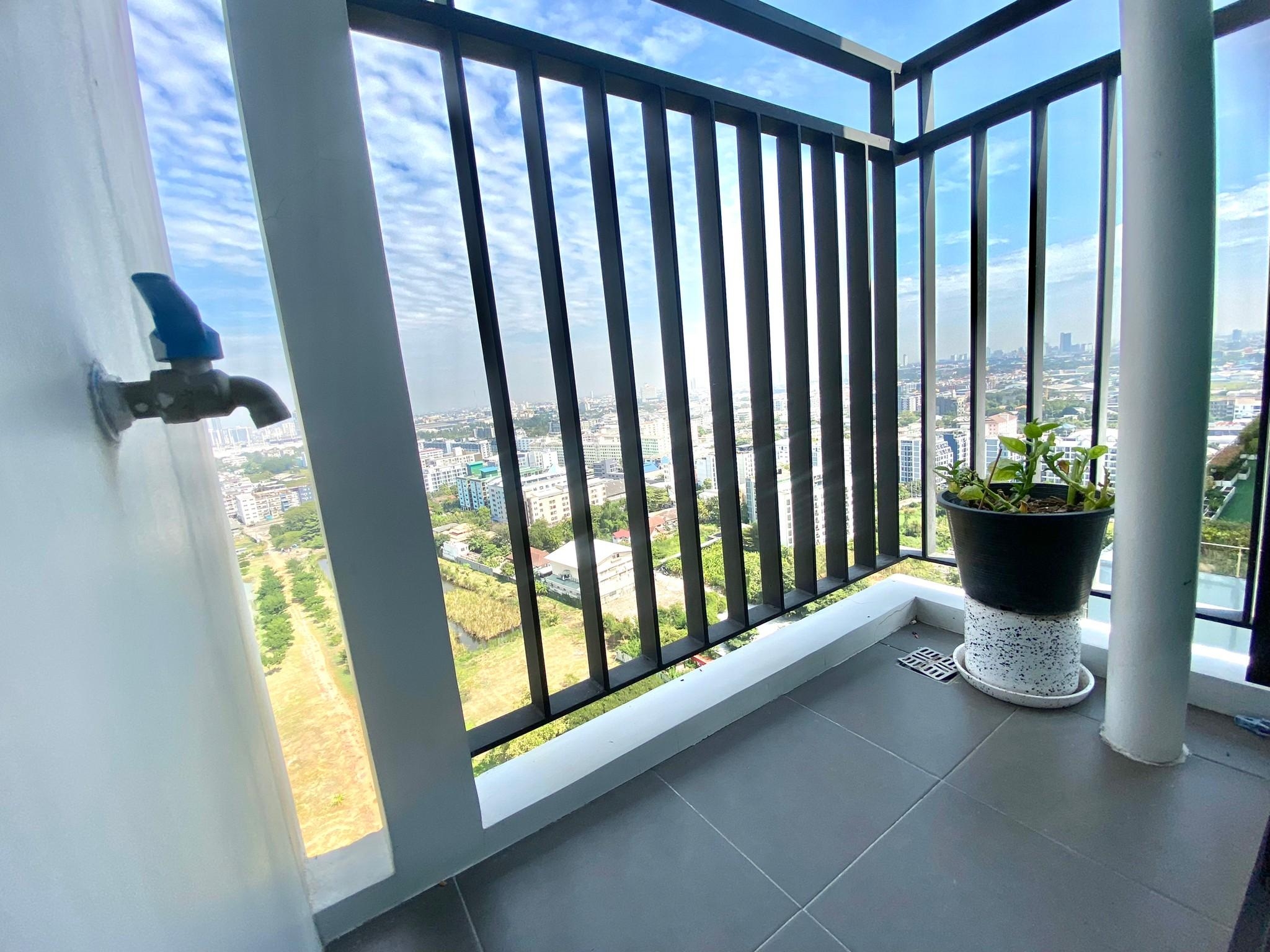 One Bedroom Condo For Rent