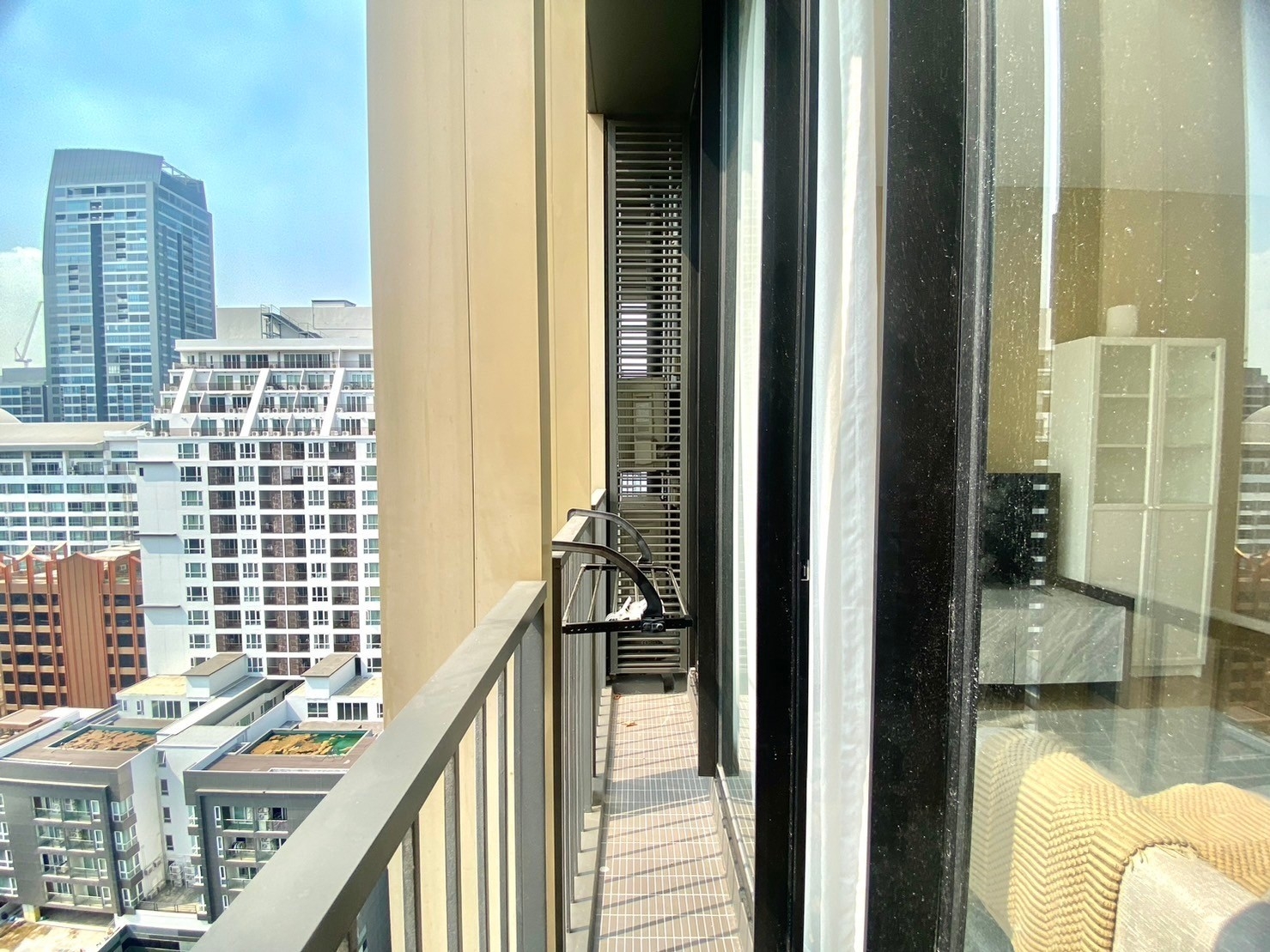 One Bedroom Condo For Rent