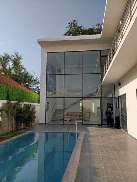 European Standard Villa For Sale