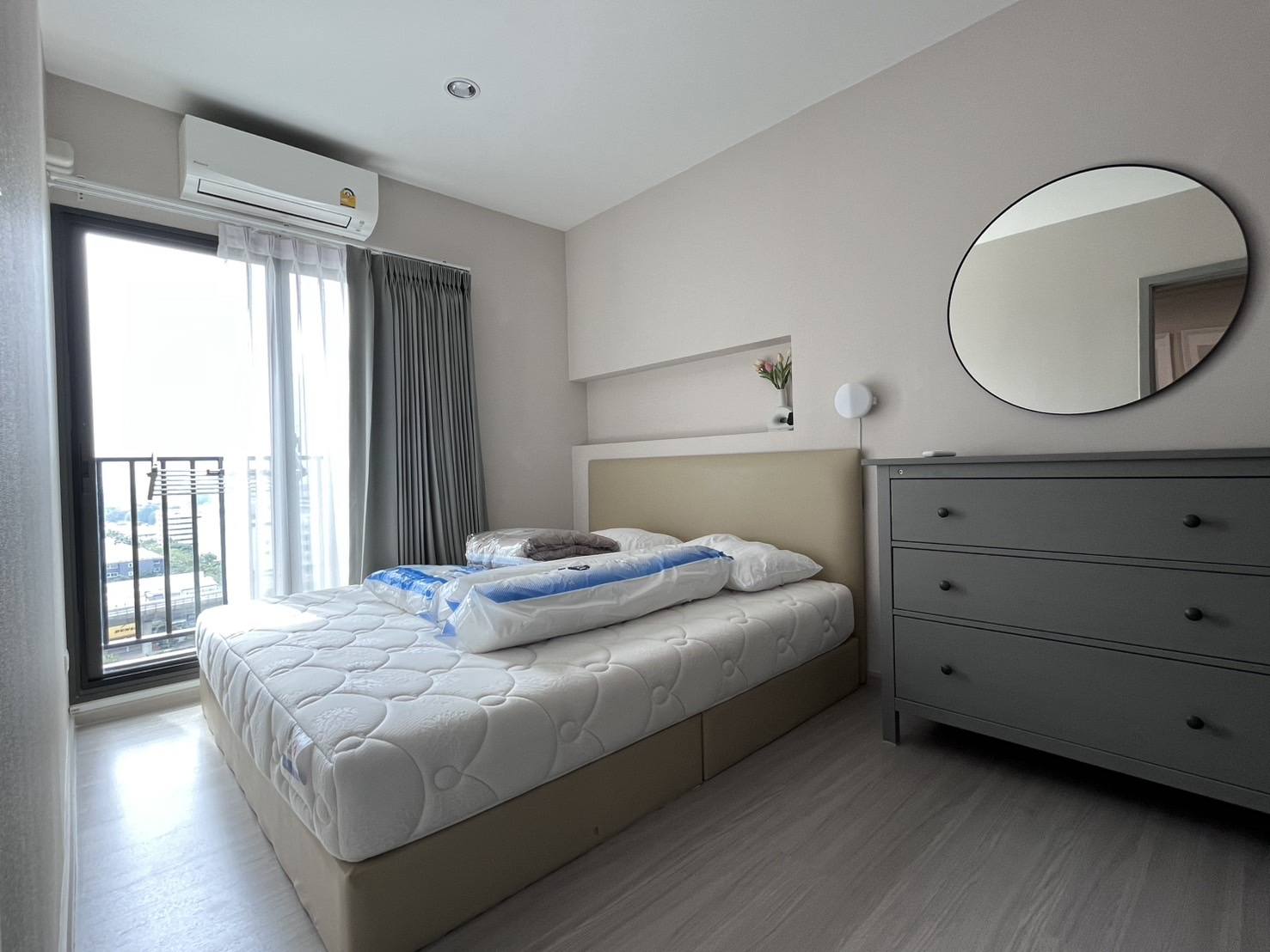 One Bedroom Condo For Rent