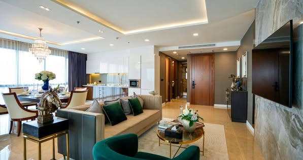 Penthouse with Jacuzzi For Sale