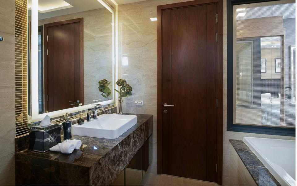 Penthouse with Jacuzzi For Sale