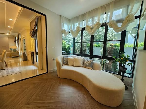 Luxury Villa For Rent
