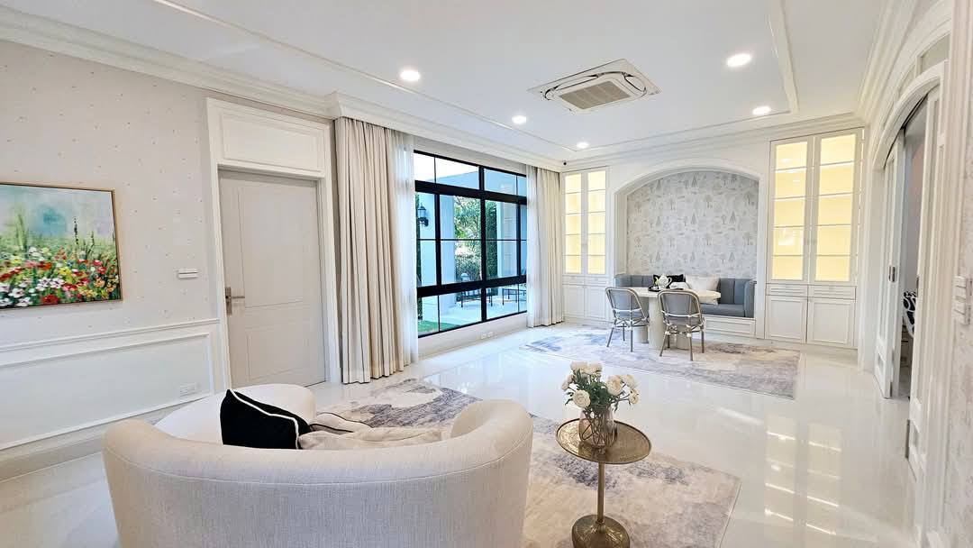 Luxury Villa For Rent