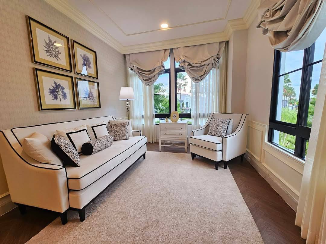 Luxury Villa For Rent