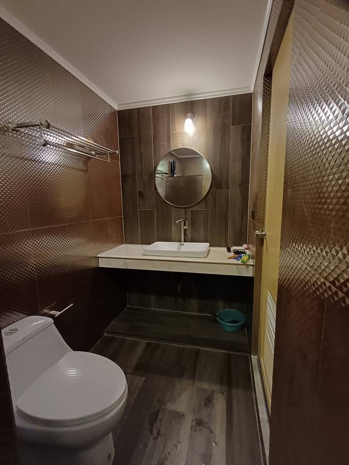 One Bedroom Condo For Rent