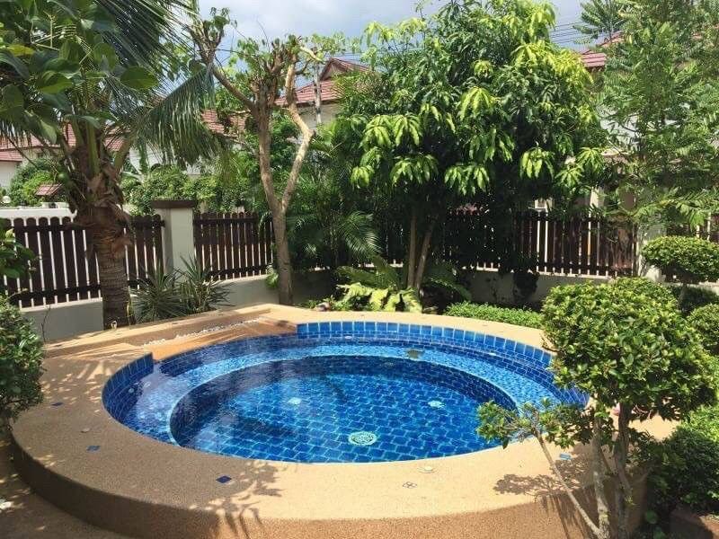 Detached House for Rent