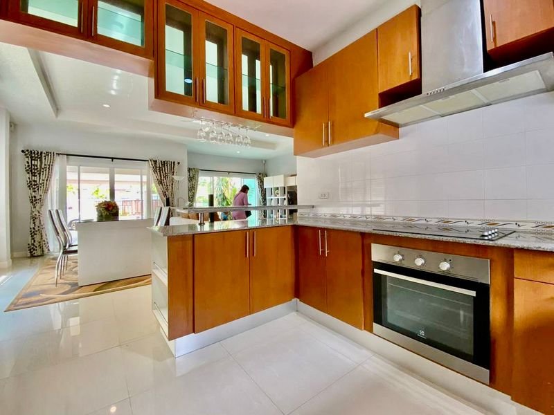 Pool Villa For Rent