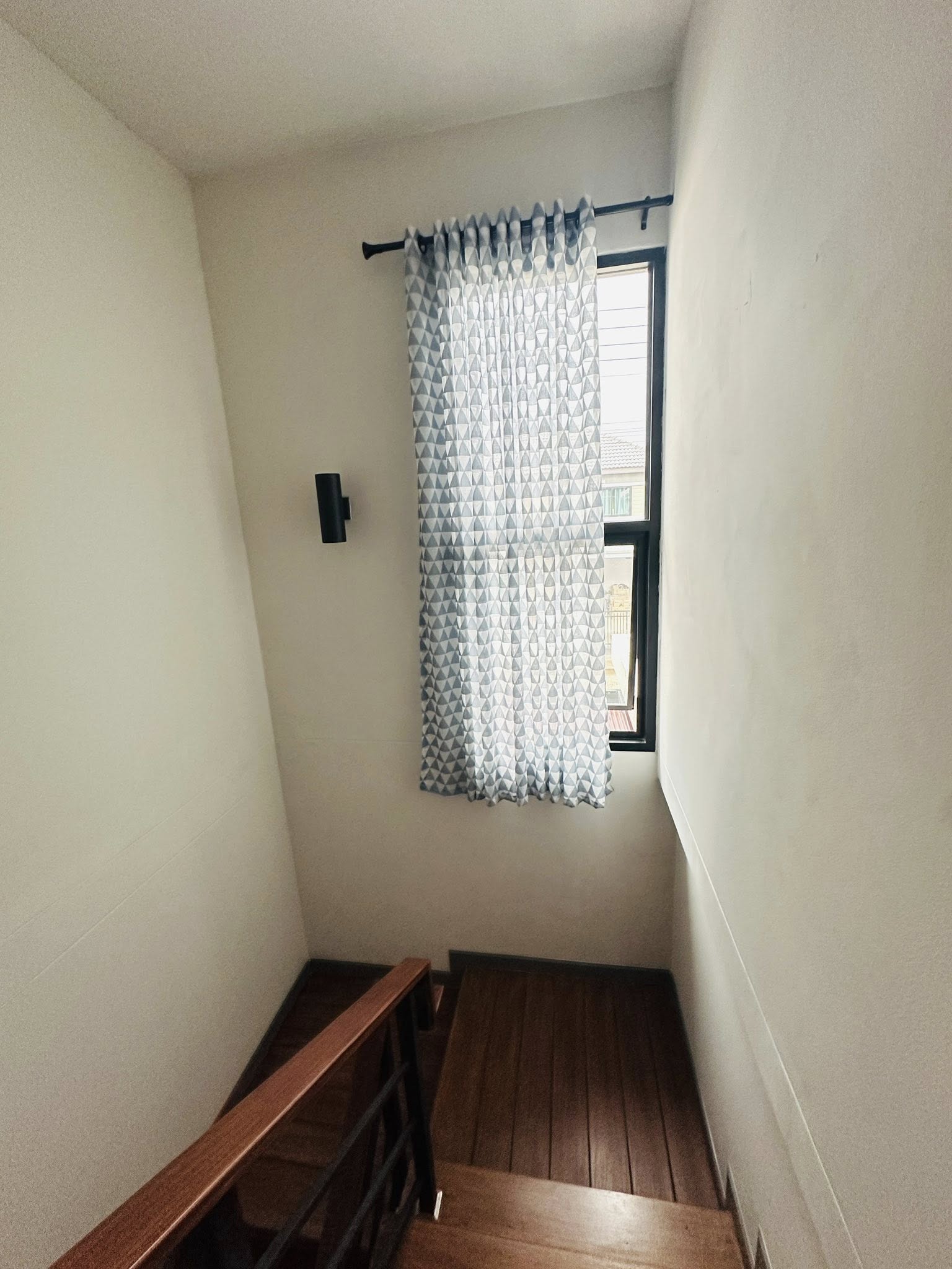 Beautiful Detached House For Rent