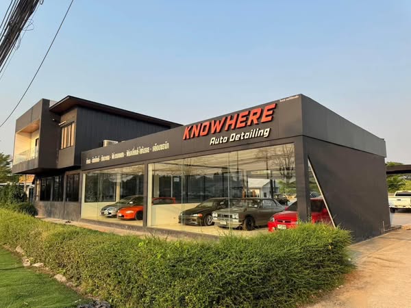 Showroom For Rent