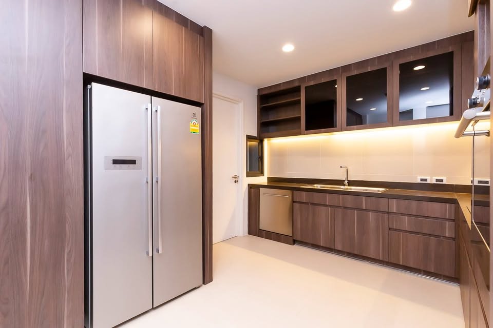Luxury Four Bedroom Apartment For Rent