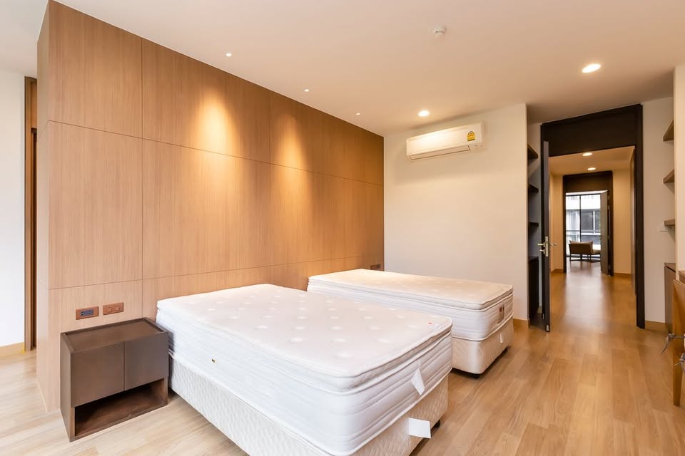 Luxury Four Bedroom Apartment For Rent