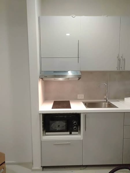 One Bedroom Condo For Rent