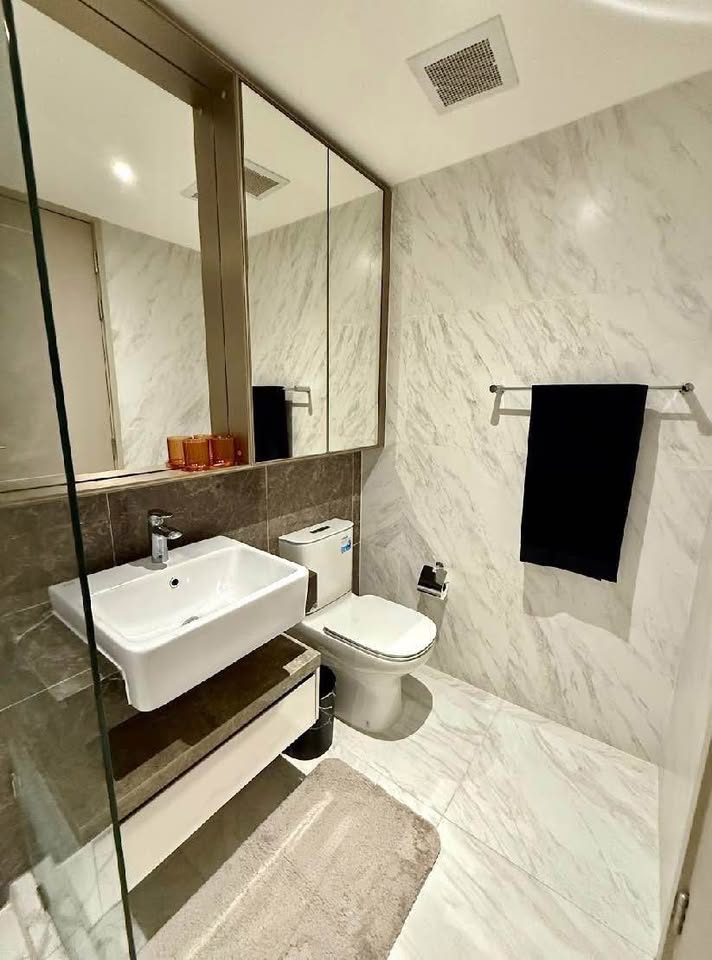 One Bedroom Condo For Rent