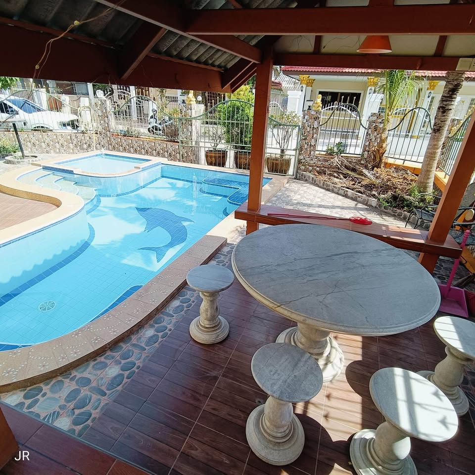Pool Villa For Rent