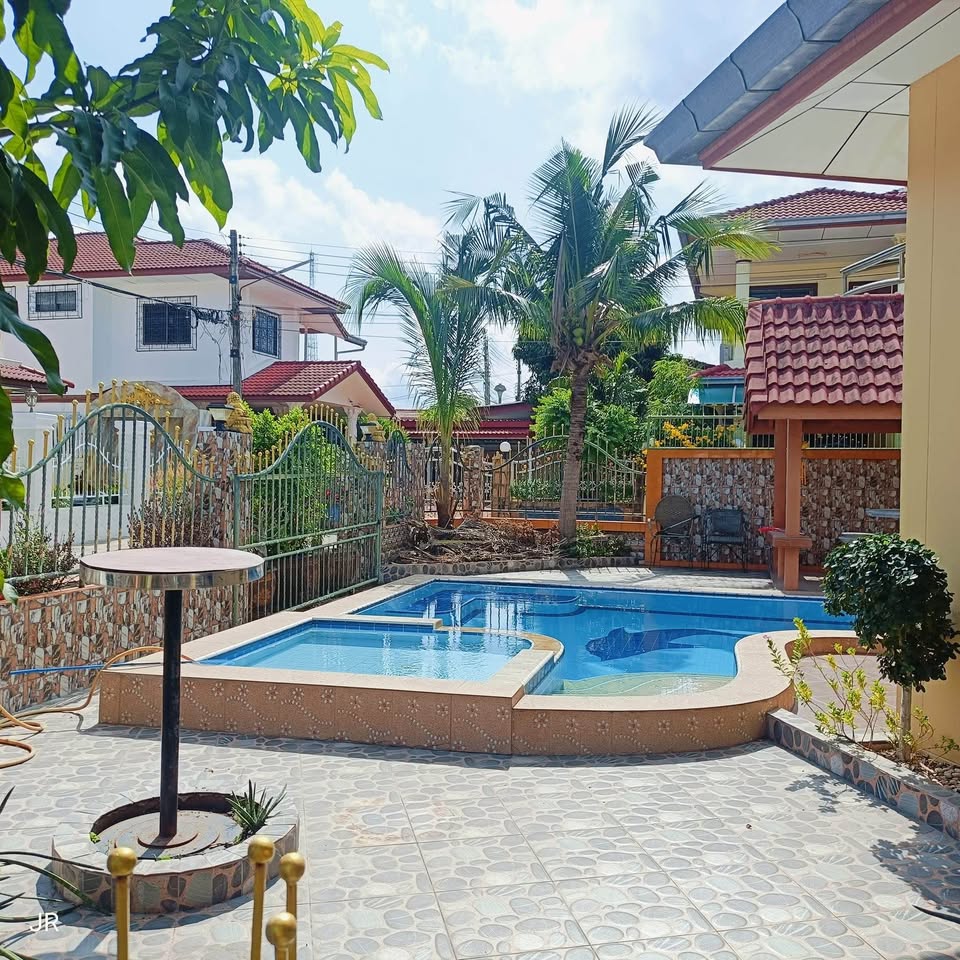 Pool Villa For Rent