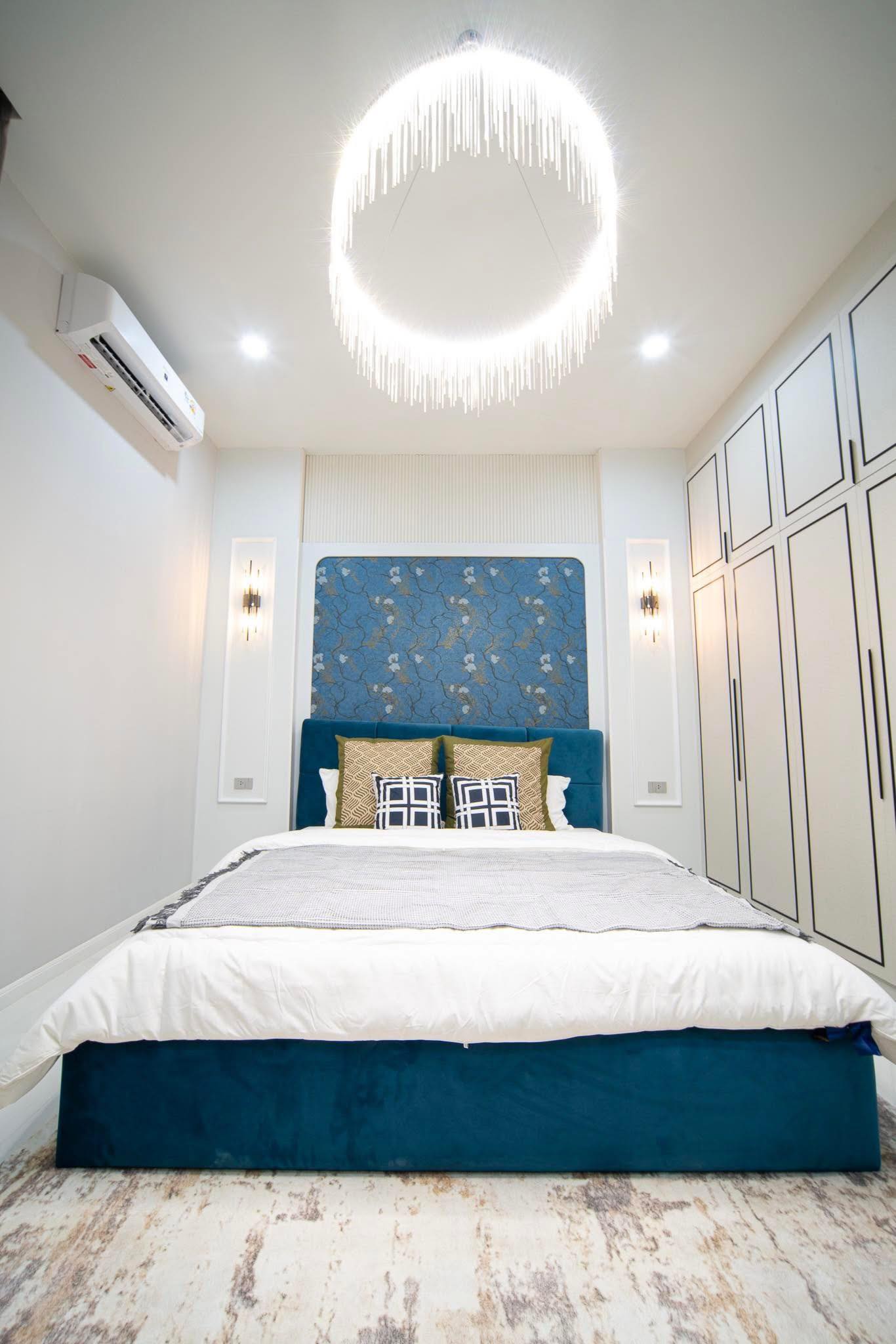 Single-Storey House For Sale